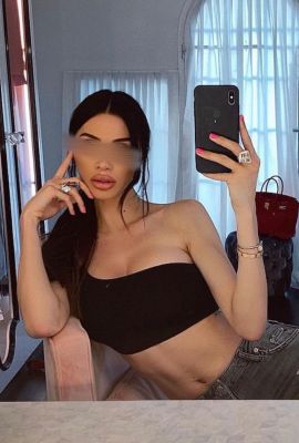 Виалетта — анал с толстой шлюхой в Сочи